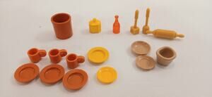 Playmobil Dining Plates Cups Bowls Kitchen Utensils Yellow Brown
